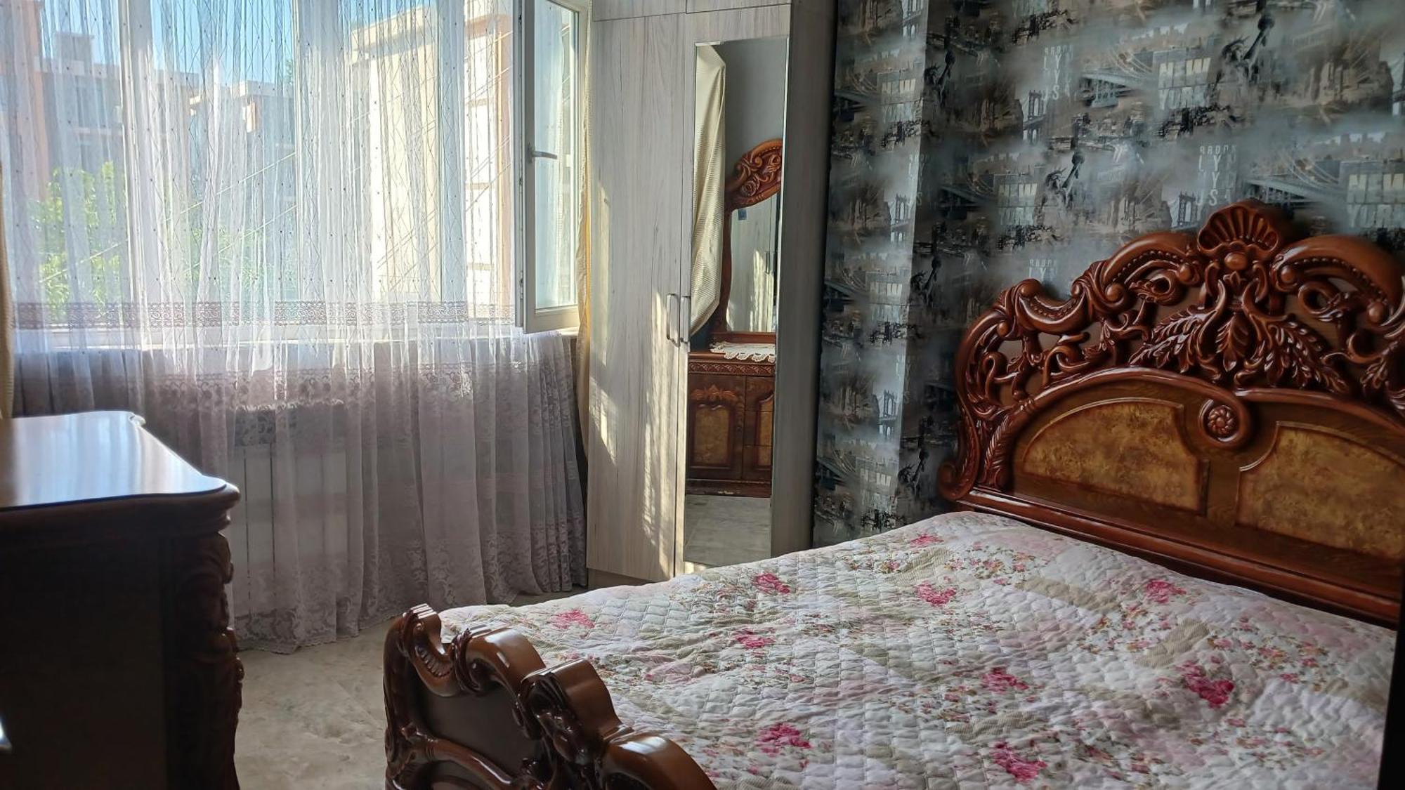Bright And Cozy Apartment Батумі Екстер'єр фото